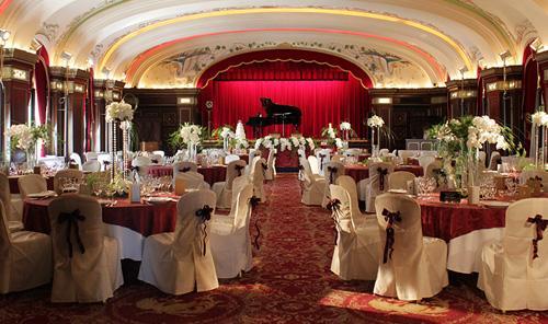 ブライダル スタッフ募集 経験者 神奈川県横浜市中区神奈川県横浜市西区 みなとみらい線 元町 中華街 花屋さんのアルバイト 社員の求人情報 花job