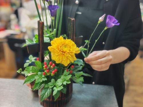 【紹介予定派遣】生け花経験生かせる！客室・料亭・館内装花など